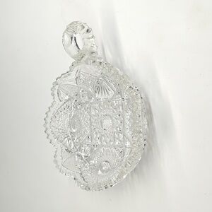 VINTAGE CUT CRYSTAL GLASS NAPPY BOWL